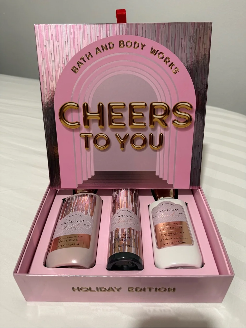 Bath & Body Works Pink Cheers To You Holiday Body Care Gift Set
